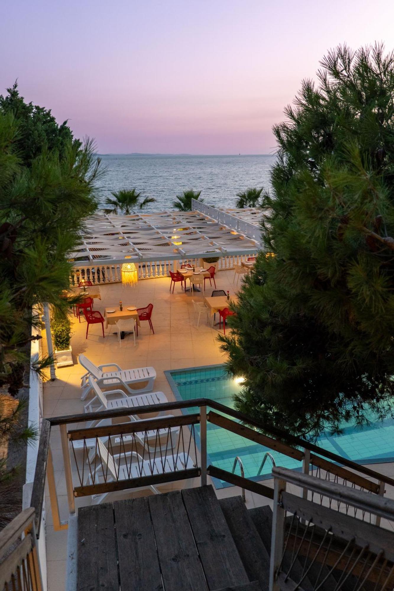 Hotel Sejko ساراندا المظهر الخارجي الصورة