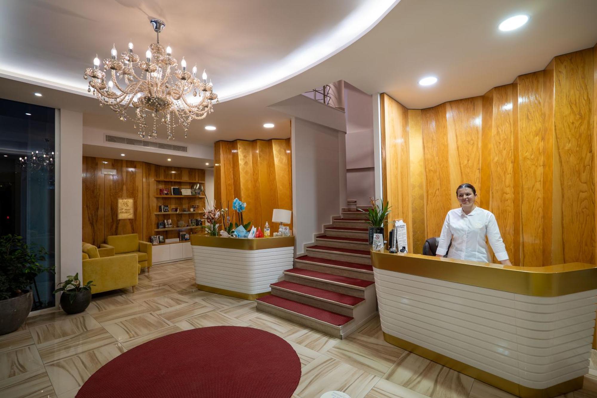 Hotel Sejko ساراندا المظهر الخارجي الصورة