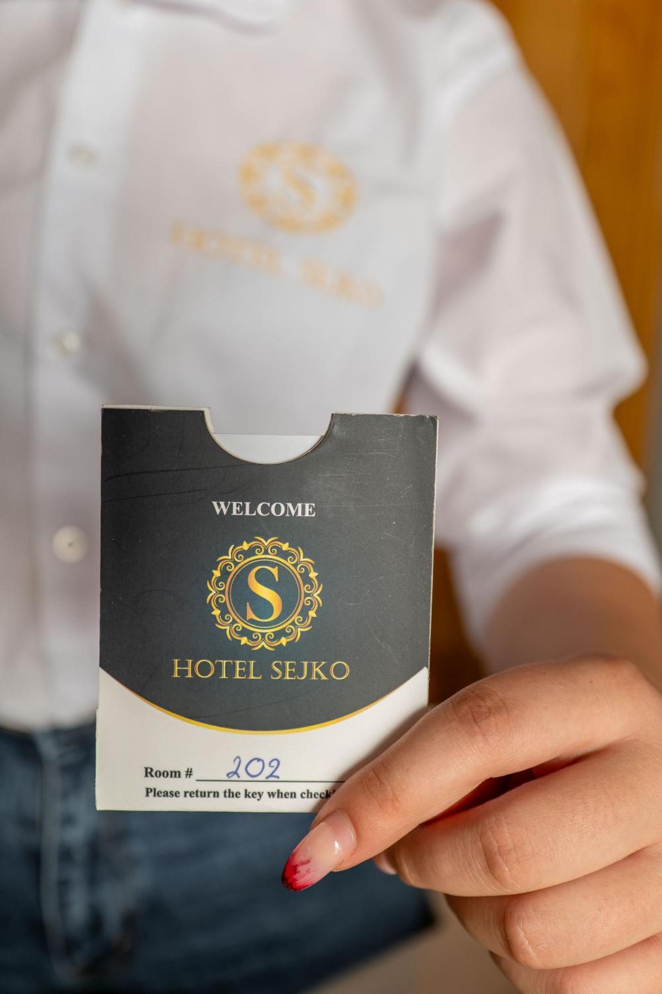Hotel Sejko ساراندا المظهر الخارجي الصورة
